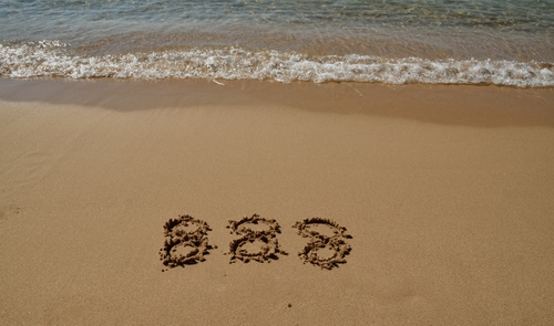 Immagine con mare, sabbia, otto, numeri, spiaggia, onda, acqua, tre, numero