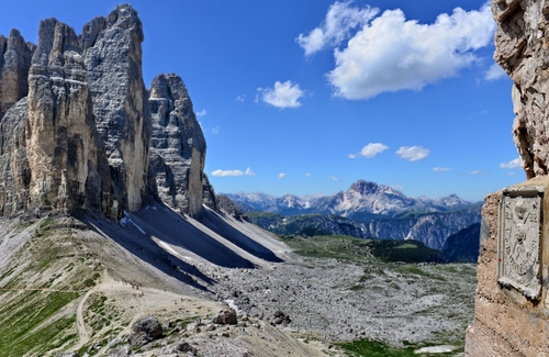 Immagine con nuvole, montagna, cielo, panorama, ombre, cime, paesaggio, montagne, targa, roccia