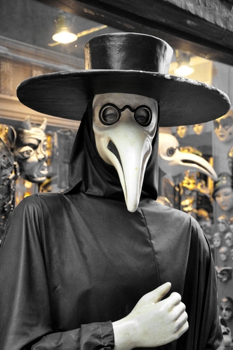 Immagine con cappello, maschera, nero, becco, bianco, occhiali, carnevale, mano, maschere, venezia, naso, occhi, mantello, costume