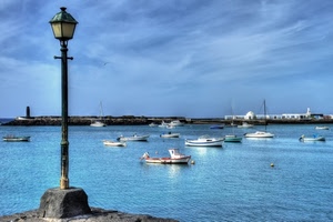 lampione, barche, mare, porto, nuvole, acqua, cielo, azzurro, molo, bianco, imbarcazioni, diga, boe, porticciolo