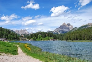 lago, montagne, alberi, nuvole, cielo, acqua, sentiero, panorama, montagna, fiume, verde