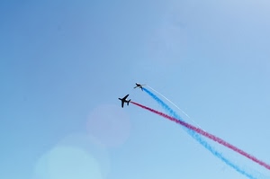 cielo, aerei, scie, blu, rosso, due, azzurro, tricolore, incrocio, ali, aeroplani, volo, colori, frecce, scia, bianco