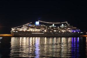 luci, nave, mare, acqua, notte, riflessi, oblò, riflesso, nero, transatlantico, notturno, porto, molo, luccichio, viola, crociera