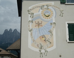 meridiana, montagna, numeri, muro, orologio, montagne, casa, ore, tetti, finestre