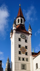 orologio, campanile, finestre, torre, chiesa, stemma, nuvole, cielo, torri