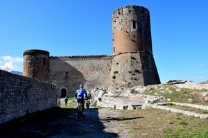 castello, torre, ciclisti, muro, bicicletta, cielo, biciclette, rocca, rocce, ciclista