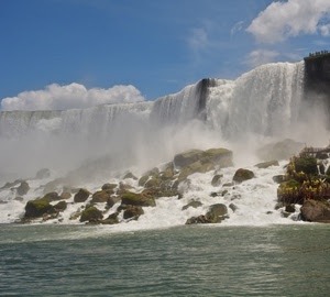 acqua, fiume, cascata, nuvole, cielo, cascate, rocce, massi, schiuma, sassi, bianco
