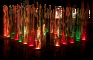 rosso, verde, colori, fontana, acqua, zampilli, luci, nero, notte, multicolore