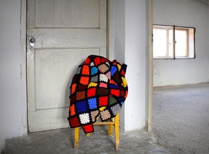 porta, coperta, sedia, finestra, multicolore, bianco, colori