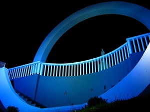 arco, notte, blu, madonna, ringhiera, balaustra, scala, azzurro, scale, nero, terrazza, statua, notturno