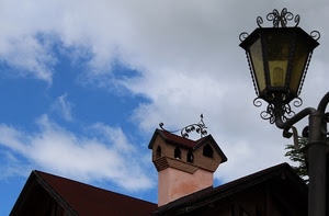 lampione, nuvole, cielo, comignolo, tetti, tetto, comignoli, spirali, case, ferro