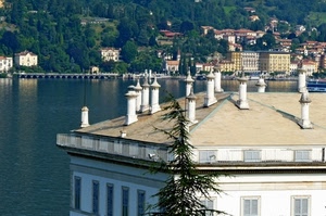 lago, comignoli, tetto, alberi, acqua, palazzo, albero, finestre, camini
