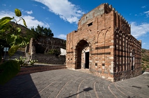 chiesa, nuvole, arco, foglie, cielo, mattoni, porta, archi, piazza