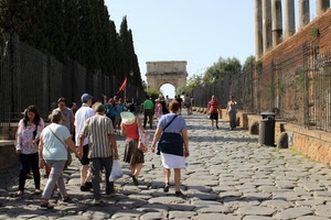 strada, colonne, persone, arco, turisti, roma, rovine, gruppo, alberi, passanti