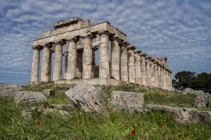 tempio, colonne, nuvole, erba, cielo, rovine, verde, archeologia, massi