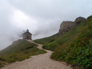 sentiero, nuvole, chiesetta, montagna, nebbia, strada, chiesa, rocce, verde, salita
