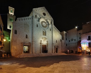 piazza, chiesa, rosone, luci, notte, campanile, notturno, facciata