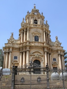 chiesa, cancello, colonne, scalinata, barocco, campanile, orologio, scale, cancellata, duomo, facciata