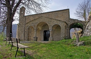 chiesa, panchine, prato, alberi, albero, colonne, erba, panchina, verde