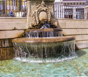 fontana, acqua, ringhiera, stemma, persona, muro, piccione, zampilli, vasche, spruzzi, edifici