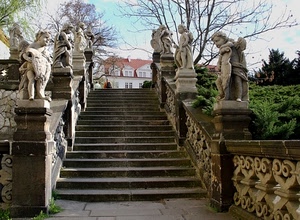 gradini, statue, angeli, alberi, scalinata, scala, scale, putti, case