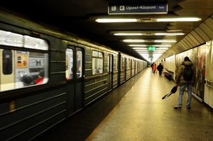 treno, metropolitana, persone, stazione, luci, fermata, attesa, prospettiva, sotterraneo