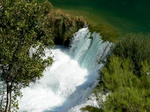 verde, cascata, acqua, alberi, fiume, schiuma, bianco, piante, cascate, spruzzi, natura, foglie